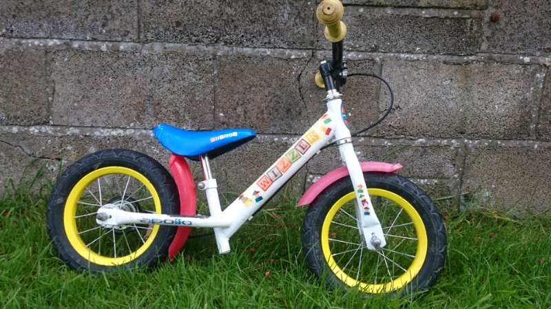 halfords apollo wizzer